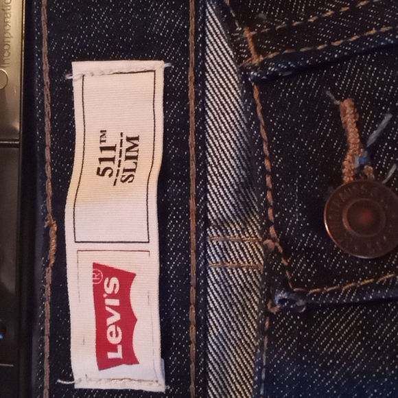 Levi's 511 SLIM size 10 reg 25 Length and 25 w color blue - Picture 4 of 4